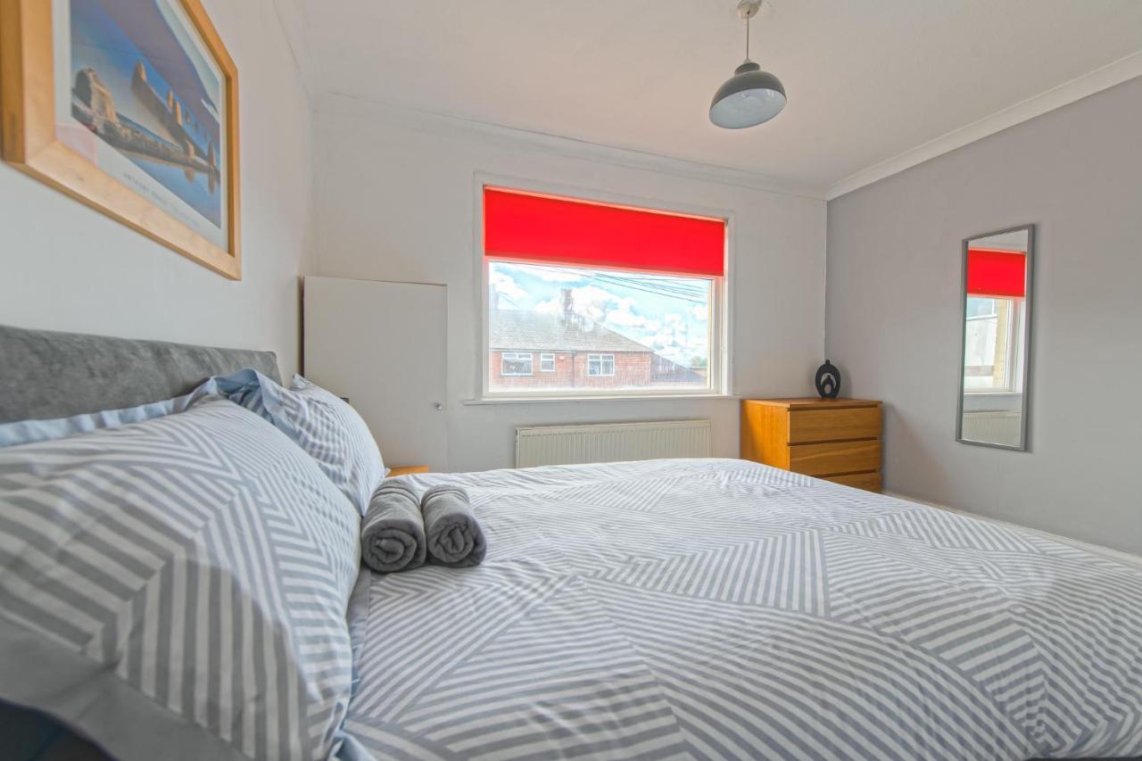 York House - Short Stay Leeds リーズ エクステリア 写真