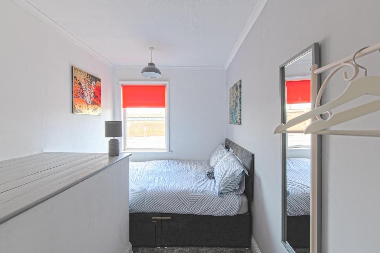 York House - Short Stay Leeds リーズ エクステリア 写真